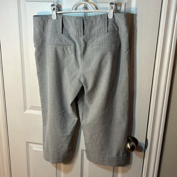 Reitmans Gray Capri Dress Pants Size 13 - Picture 5 of 7